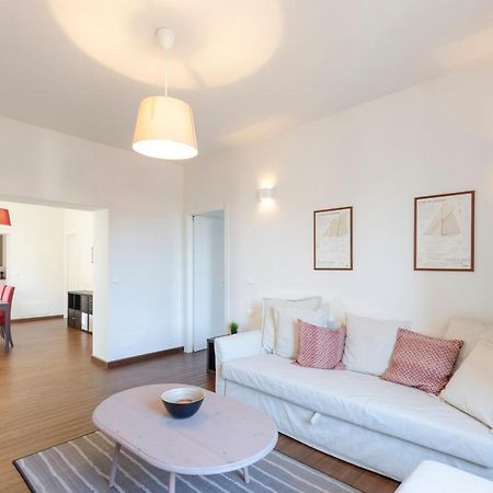 Joivy Spacious Family Apt For 4, In Carignano, Genoa Exterior photo